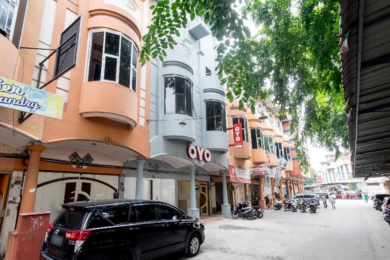 Oyo 835 Metropolitan Home Stay Medan Luaran gambar