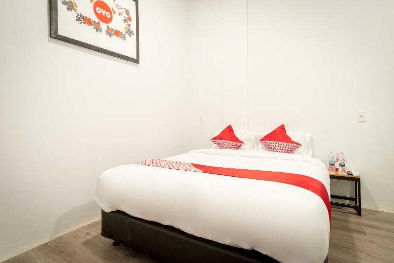 Oyo 835 Metropolitan Home Stay Medan Luaran gambar
