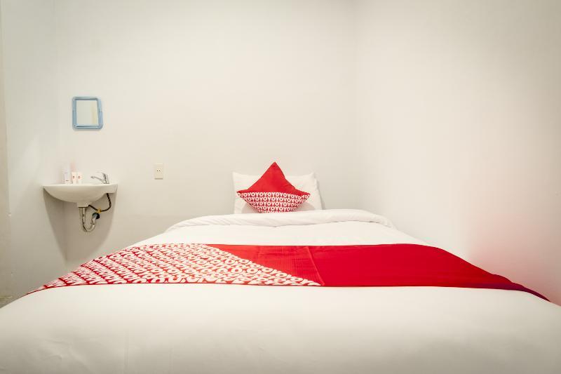 Oyo 835 Metropolitan Home Stay Medan Luaran gambar