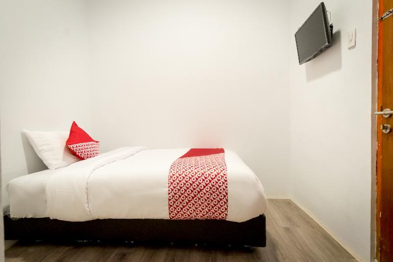 Oyo 835 Metropolitan Home Stay Medan Luaran gambar